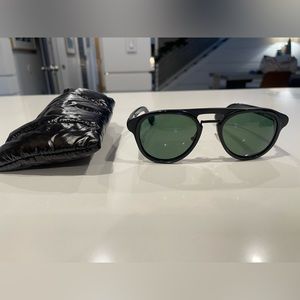 Moncler Sunglasses unisex